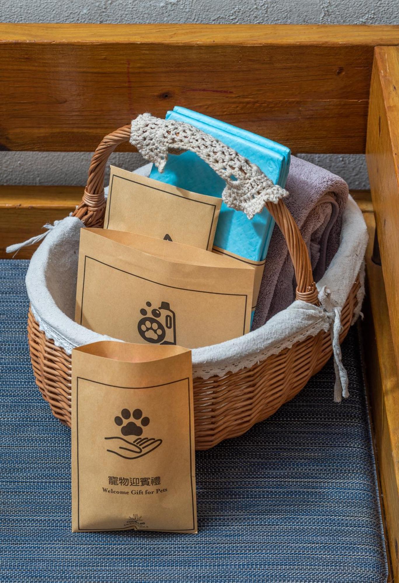 Promisedland Resort & Lagoon Shoufeng Εξωτερικό φωτογραφία A gift basket