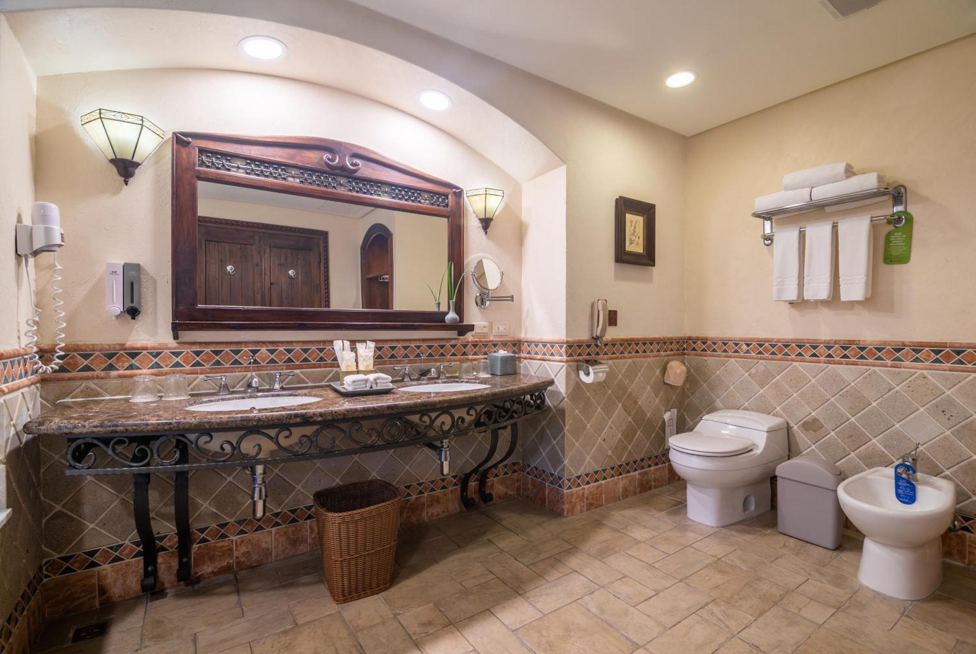 Promisedland Resort & Lagoon Shoufeng Εξωτερικό φωτογραφία Bathroom