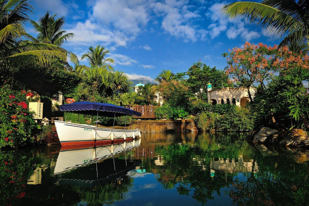 Promisedland Resort & Lagoon Shoufeng Εξωτερικό φωτογραφία View of the canal