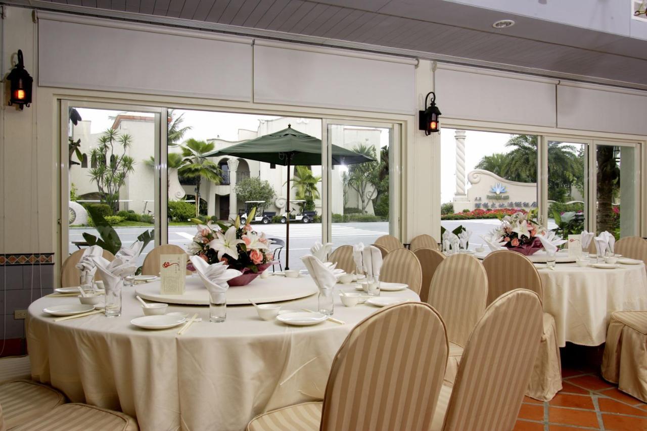 Promisedland Resort & Lagoon Shoufeng Εξωτερικό φωτογραφία The interior of the restaurant